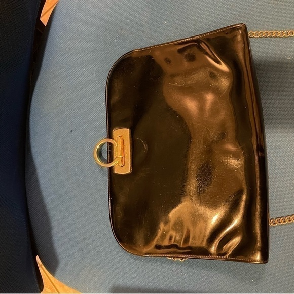 Authentic and Vintage Salvatore Ferragamo sling Bag - Picture 3 of 11